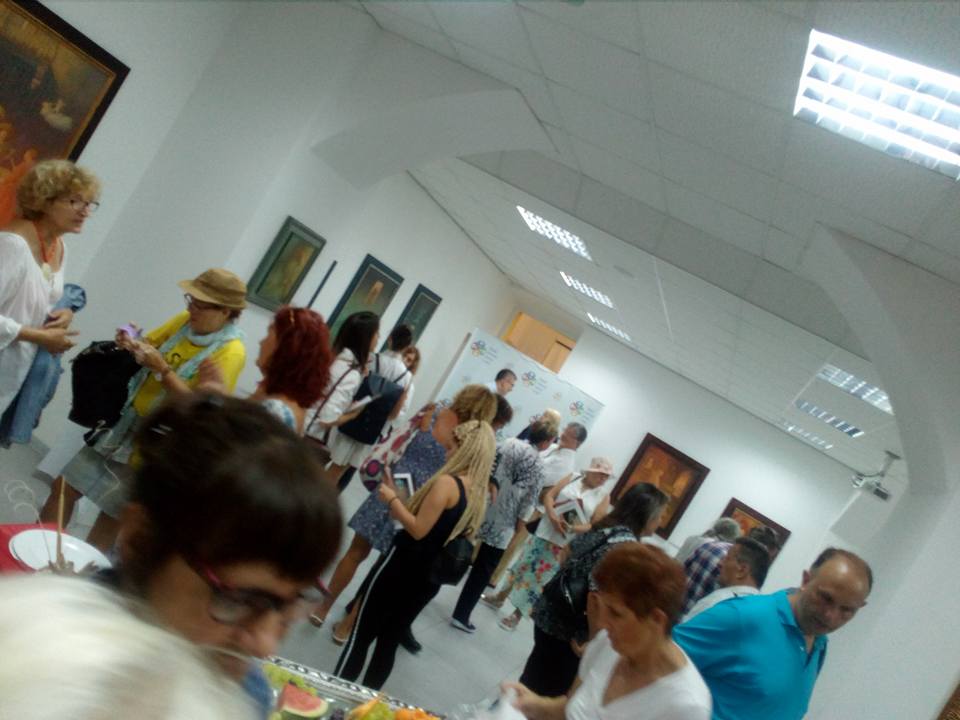 PURPUR I TIRKIZ U PULI